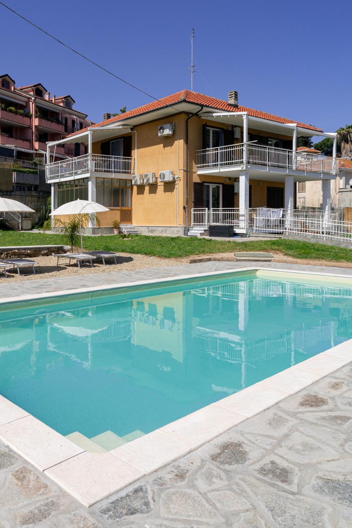 Il Gattino Di Porto - Apt 6 - Monolocale Terrazzo Piscina Apartment Imperia Ngoại thất bức ảnh